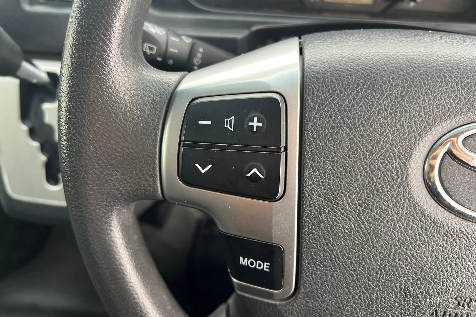 2018 Toyota Hiace Gallery Image 17