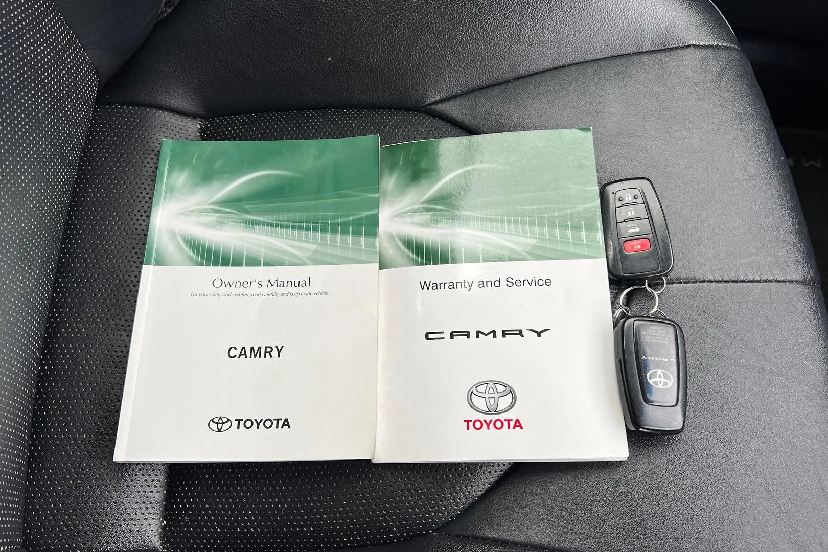 2018 Toyota Camry Gallery Image 7