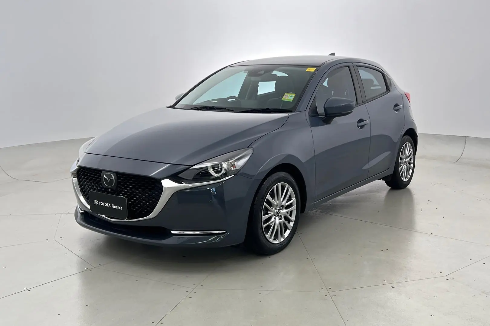 2021 Mazda 2 Gallery Image 9