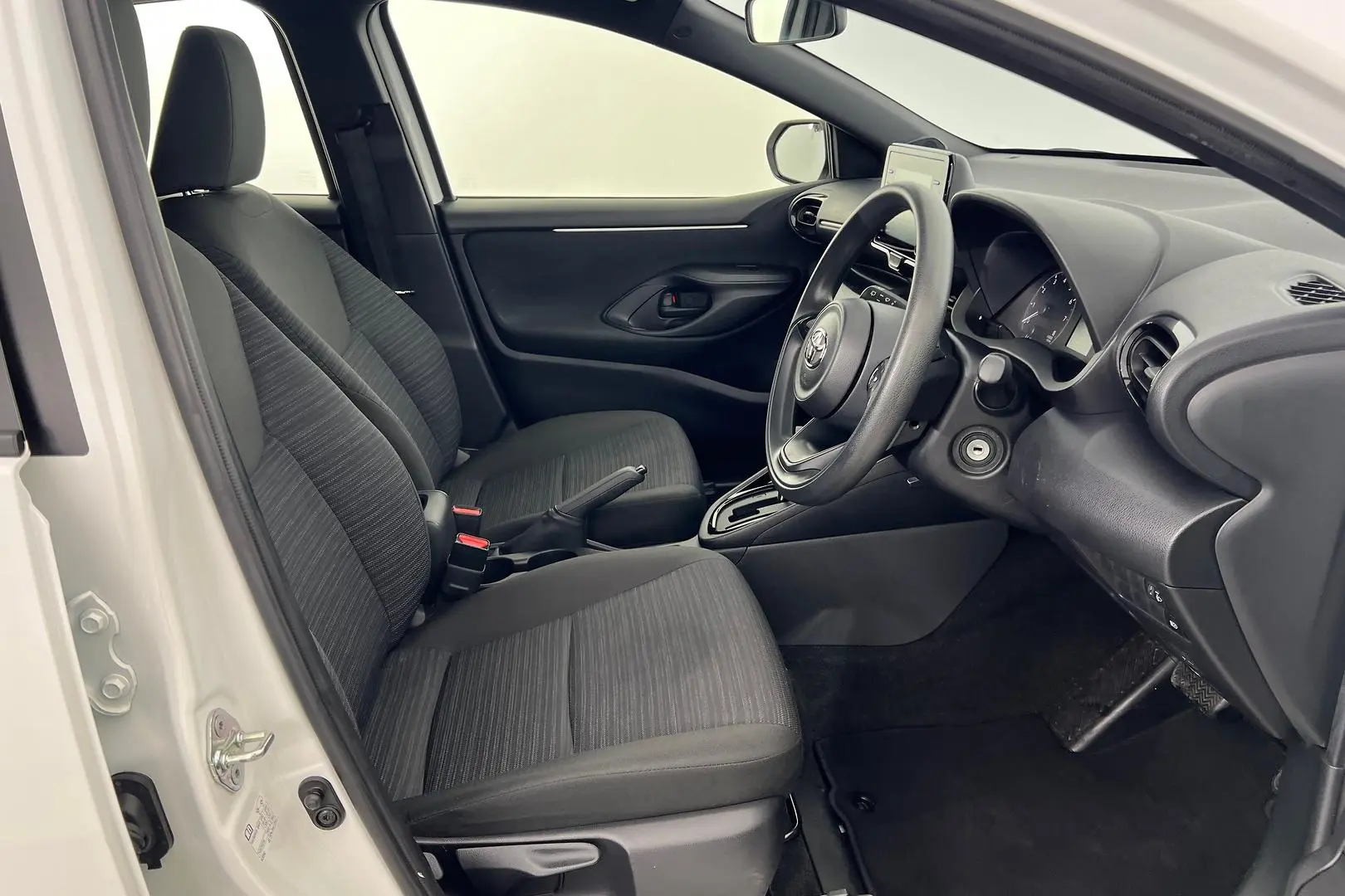 2023 Toyota Yaris Gallery Image 13