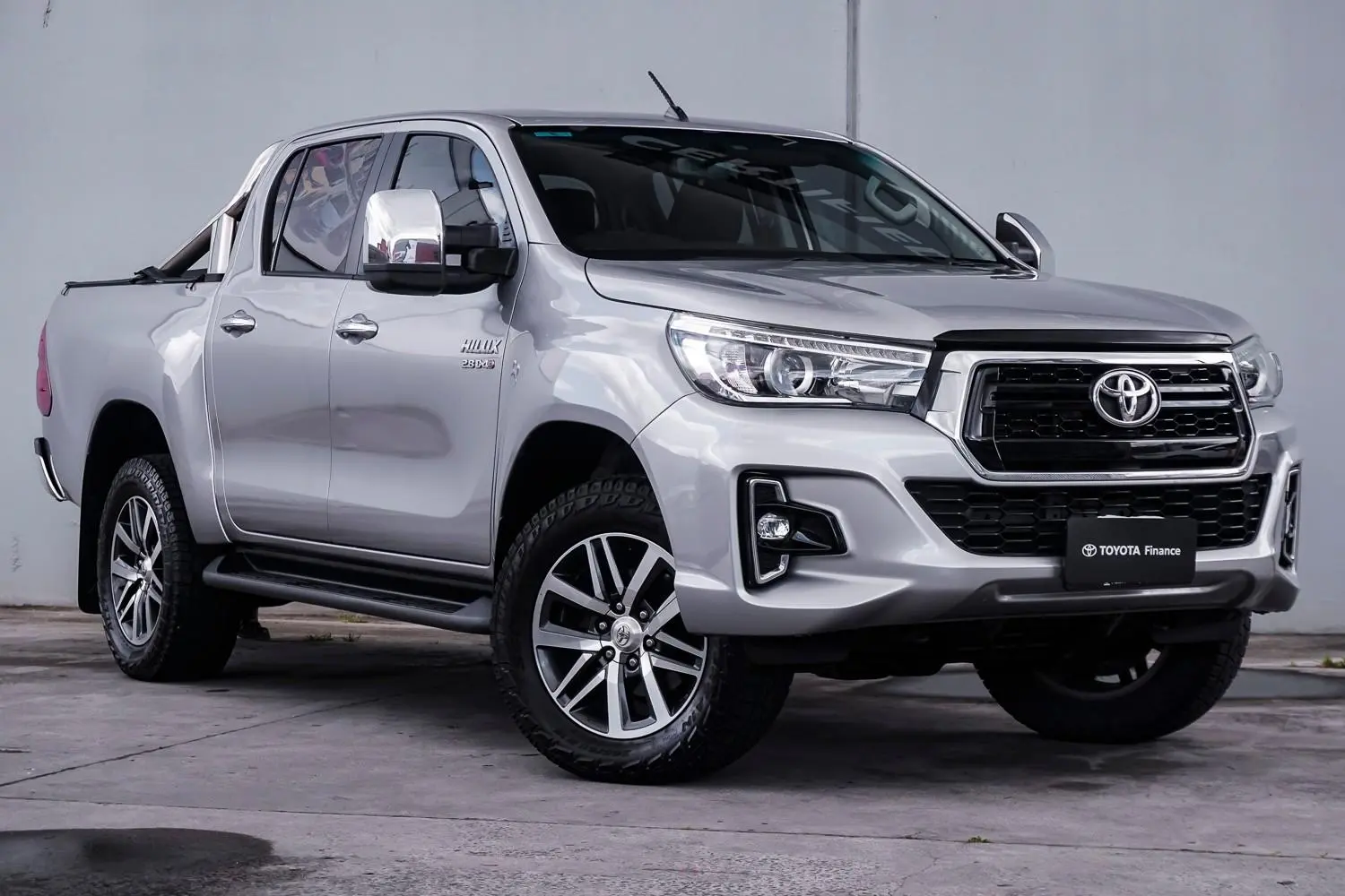 2018 Toyota Hilux Gallery Image 1