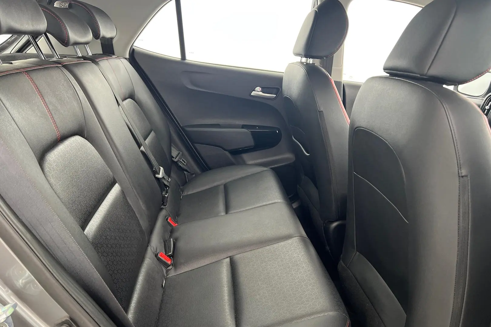 2022 Kia Picanto Gallery Image 11