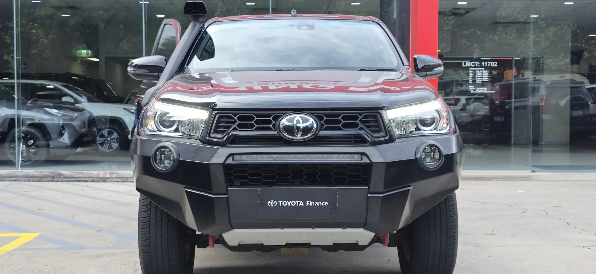 2020 Toyota Hilux Gallery Image 7