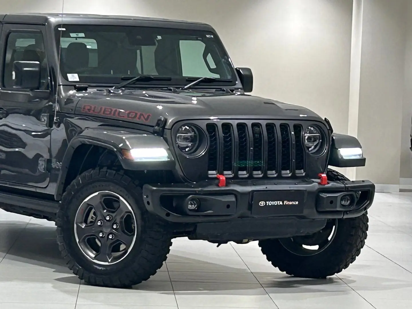 2020 Jeep Gladiator Gallery Image 3