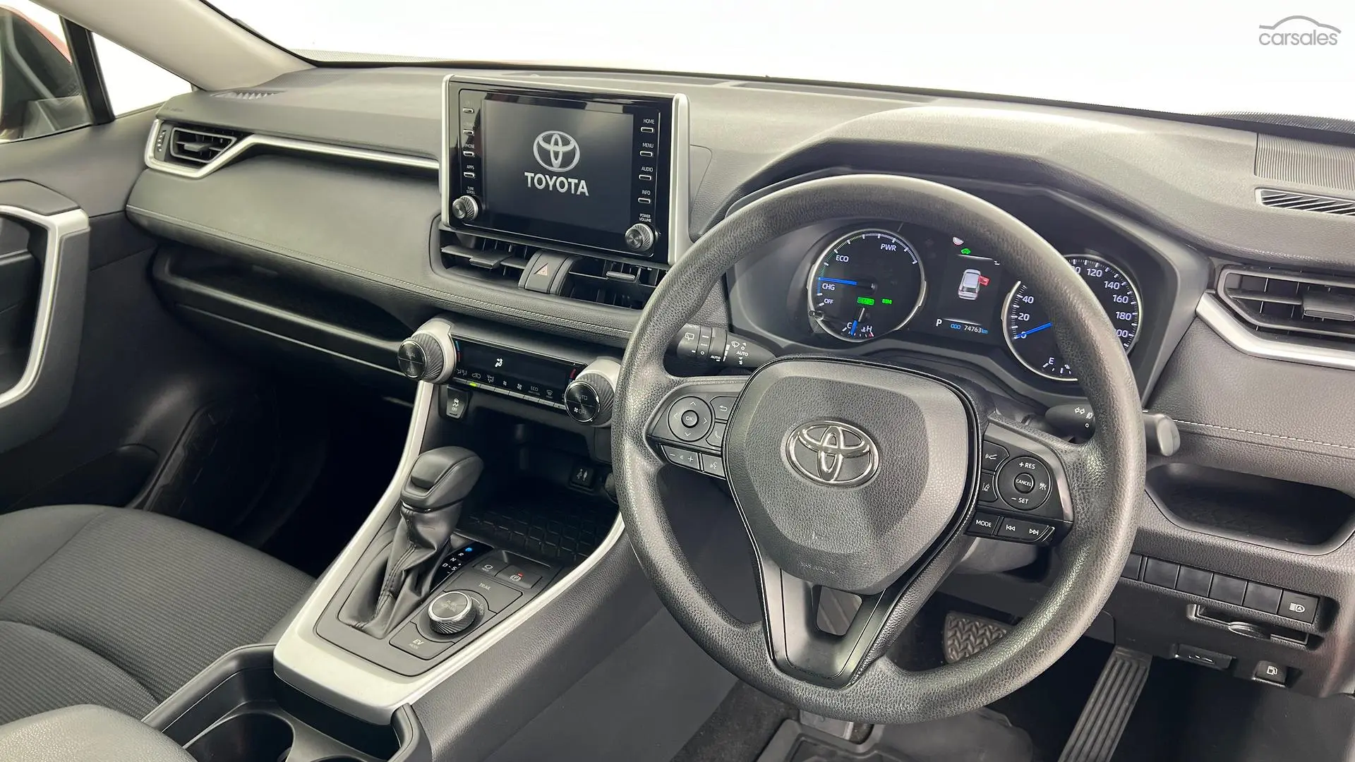 2019 Toyota RAV4 Image 12
