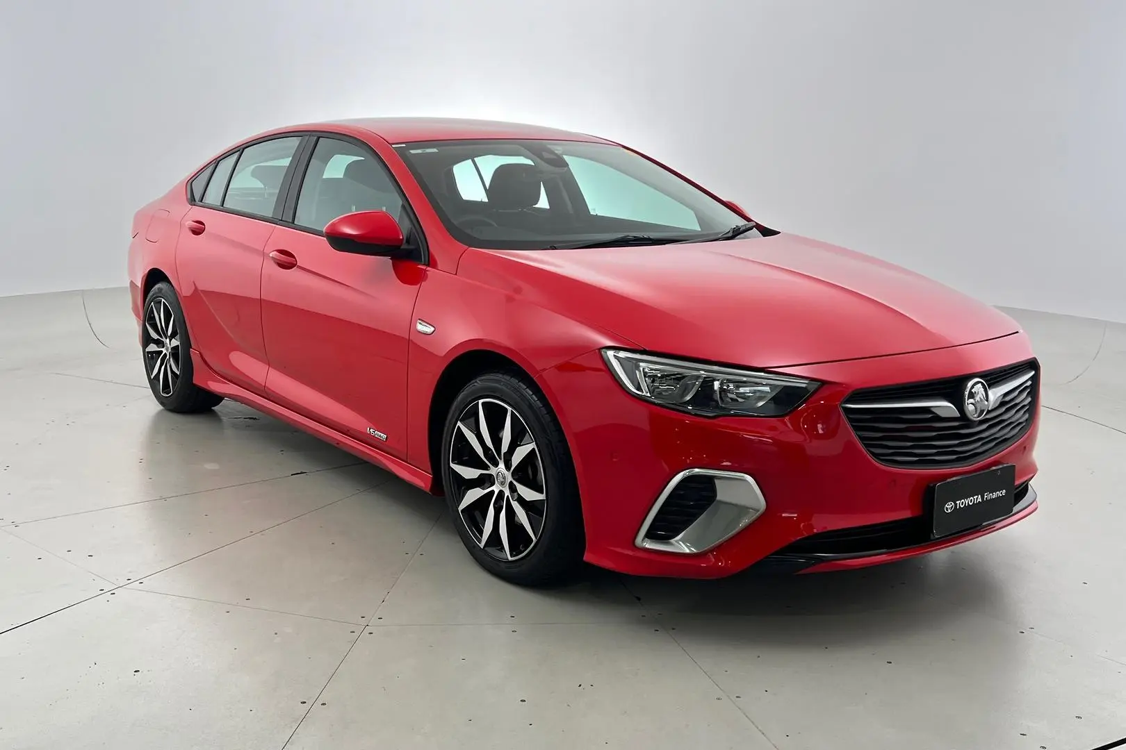2019 Holden Commodore Gallery Image 1