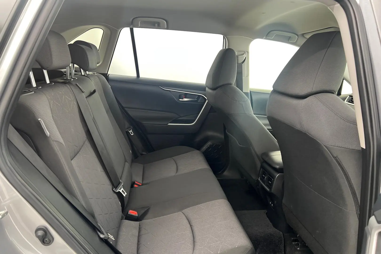 2022 Toyota RAV4 Gallery Image 18