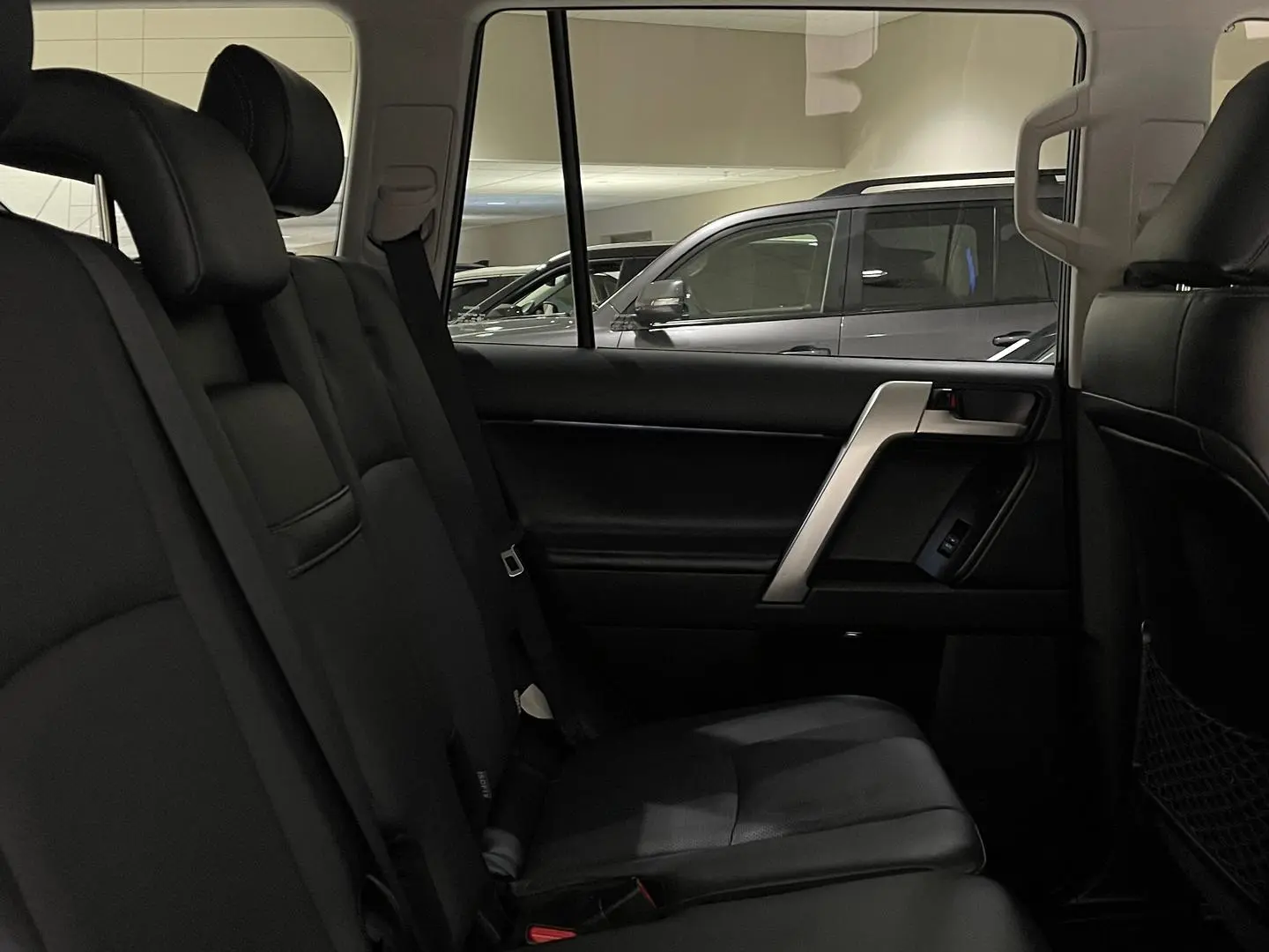 2023 Toyota Landcruiser Prado Gallery Image 12