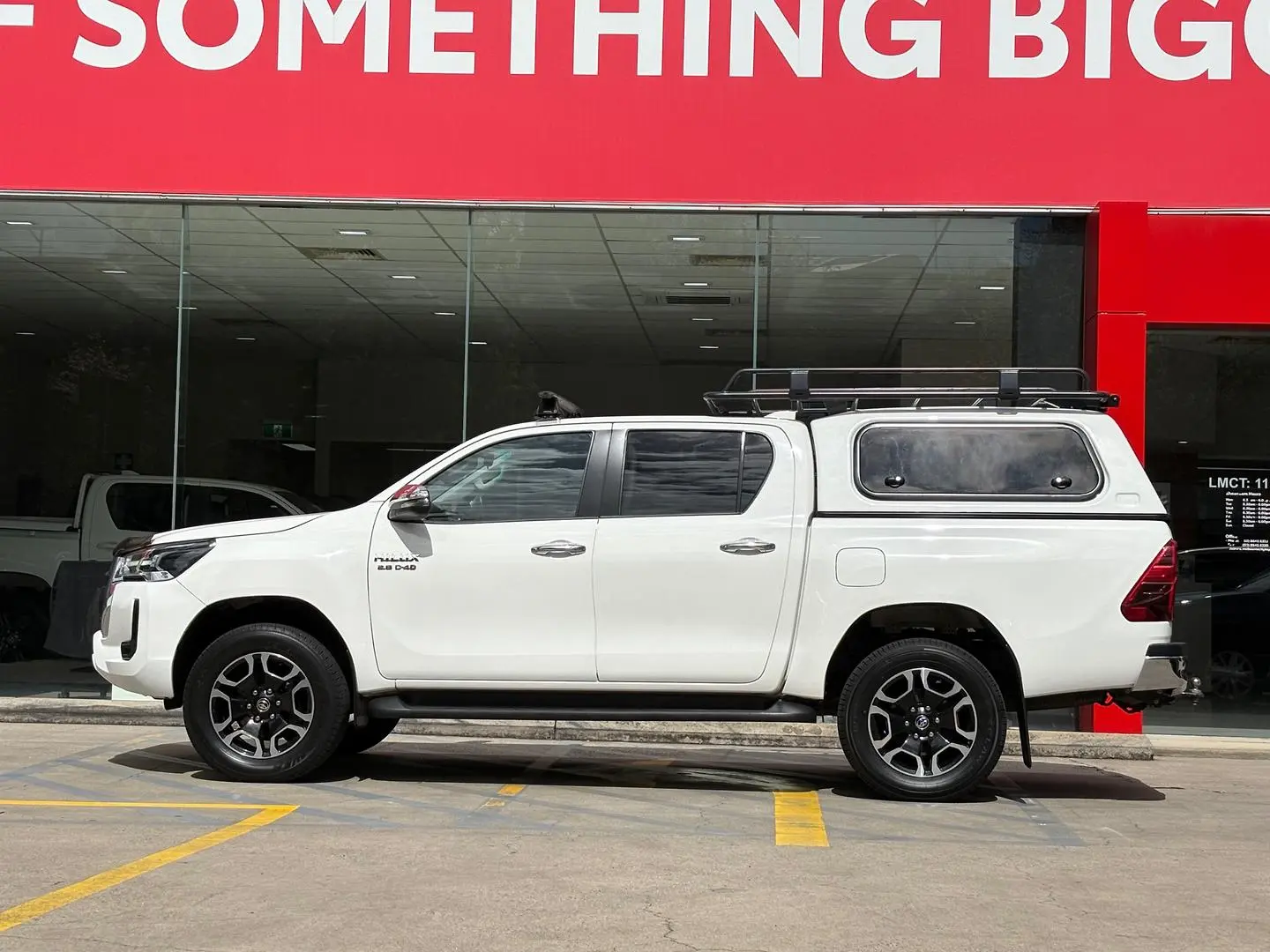 2022 Toyota Hilux Gallery Image 5