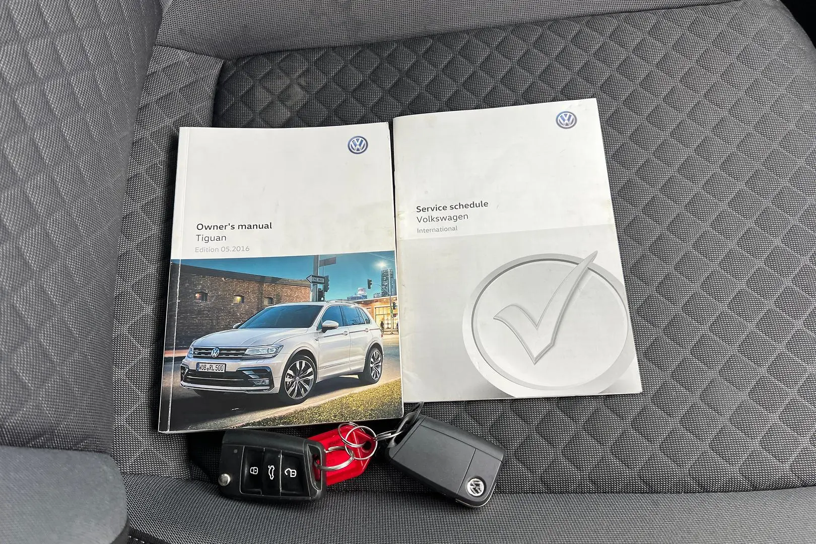 2016 Volkswagen Tiguan Gallery Image 23