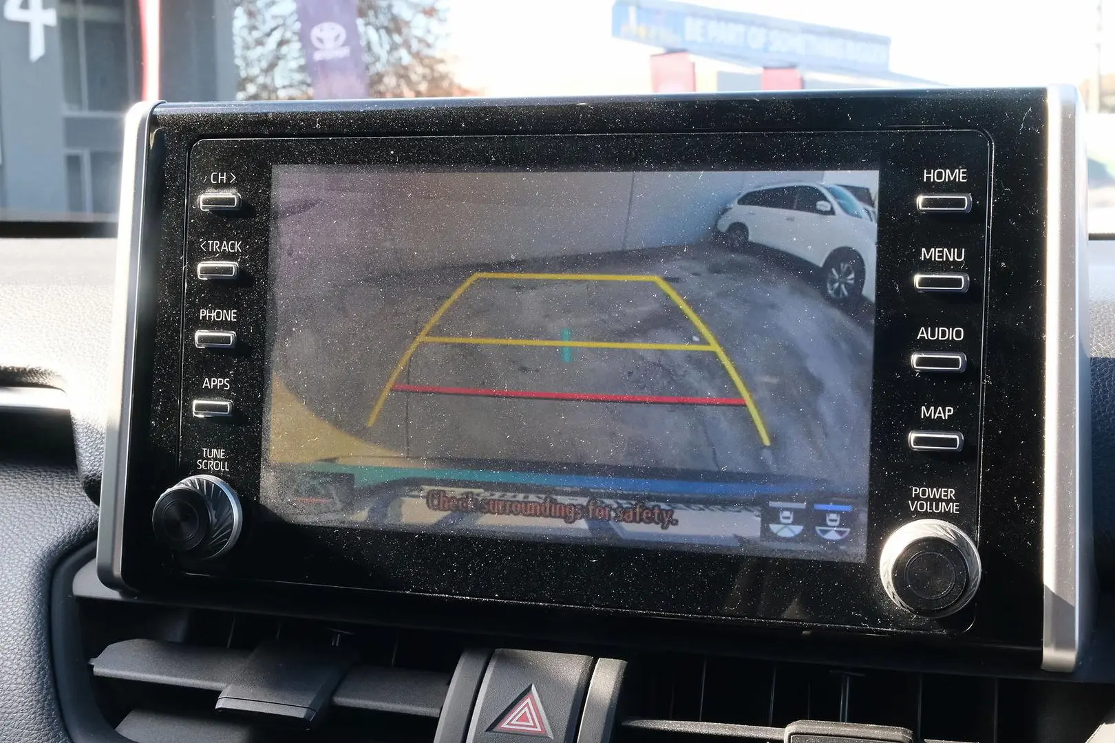 2019 Toyota RAV4 Gallery Image 9