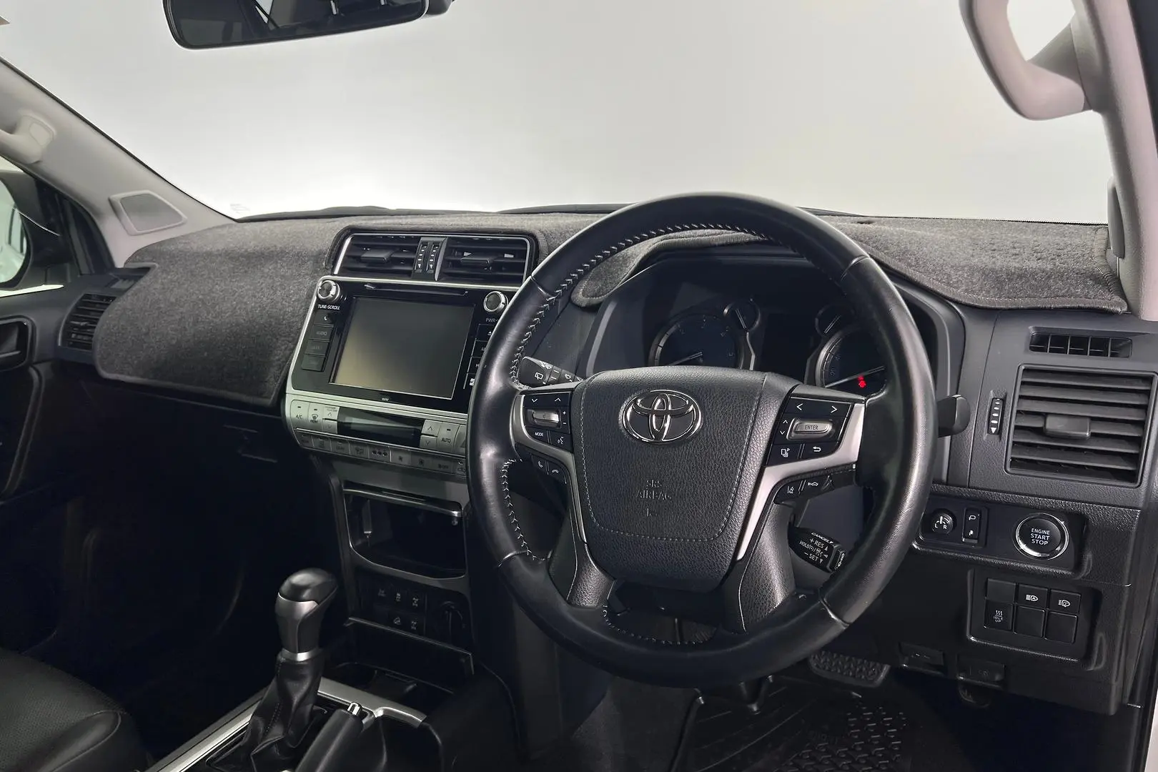 2019 Toyota Landcruiser Prado Gallery Image 12