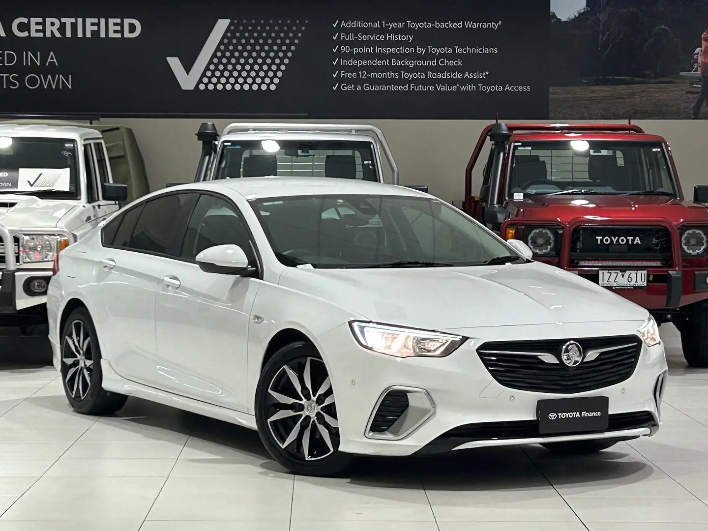 2019 Holden Commodore Gallery Image 1