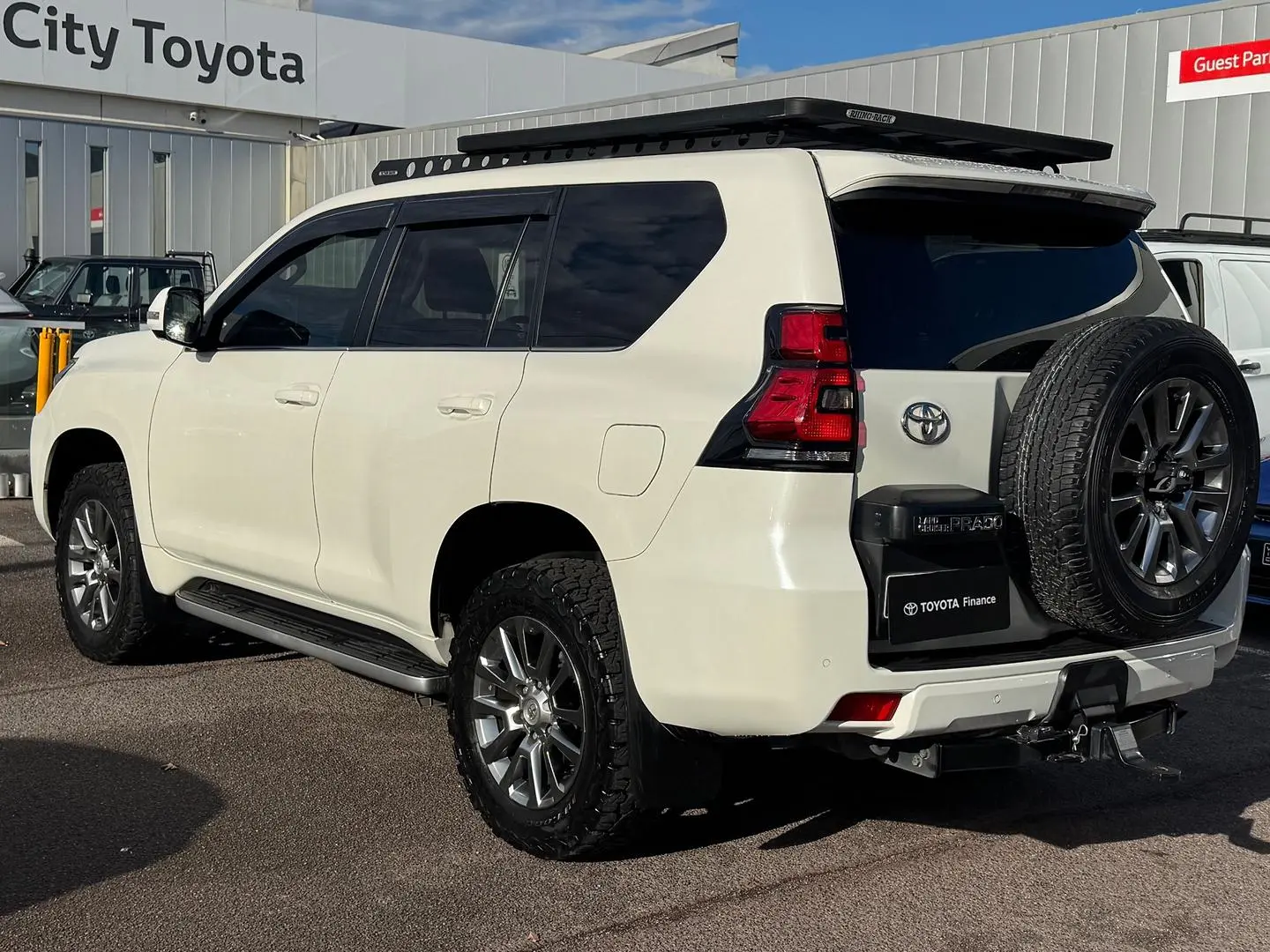 2019 Toyota Landcruiser Prado Gallery Image 6