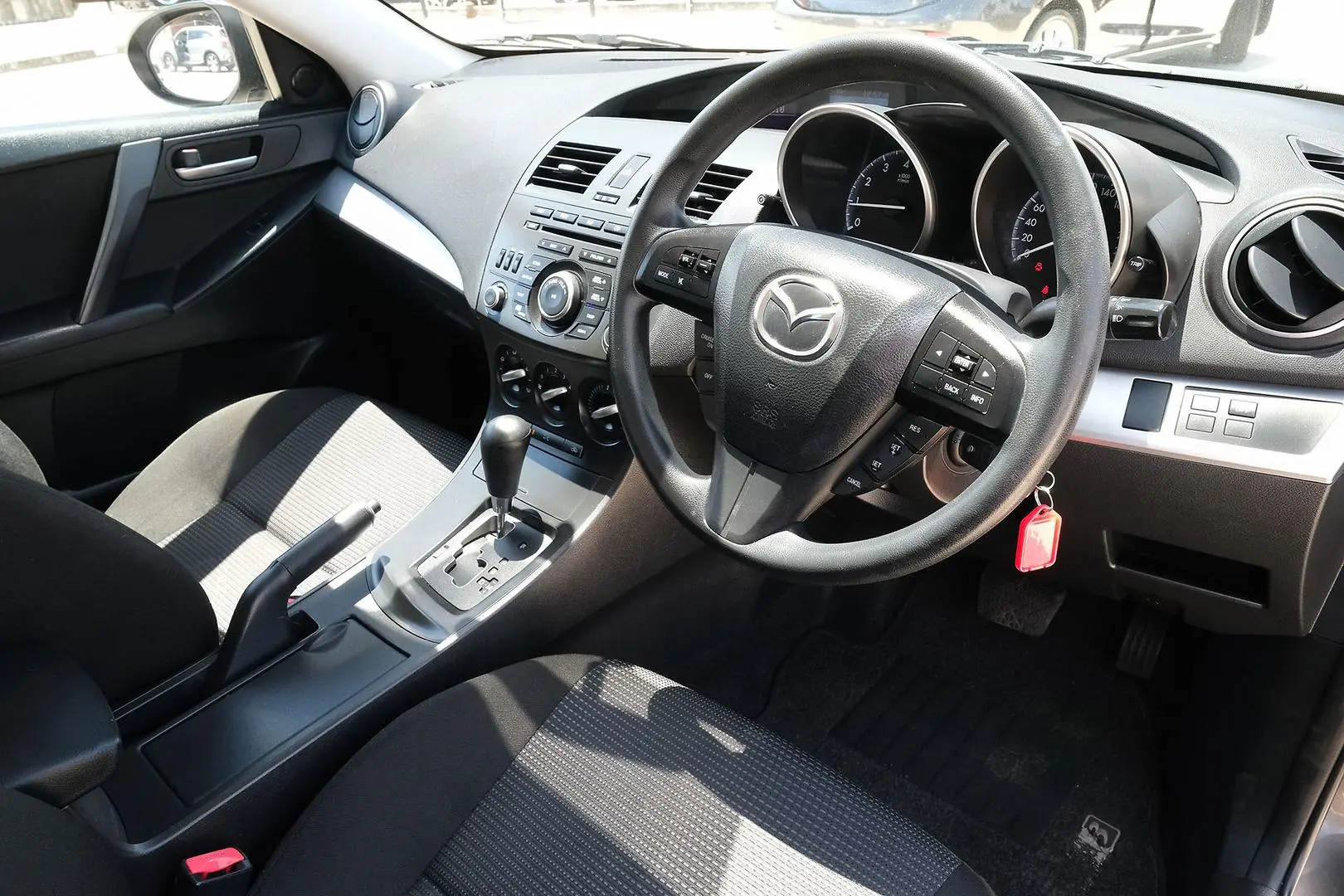 2012 Mazda 3 Gallery Image 7