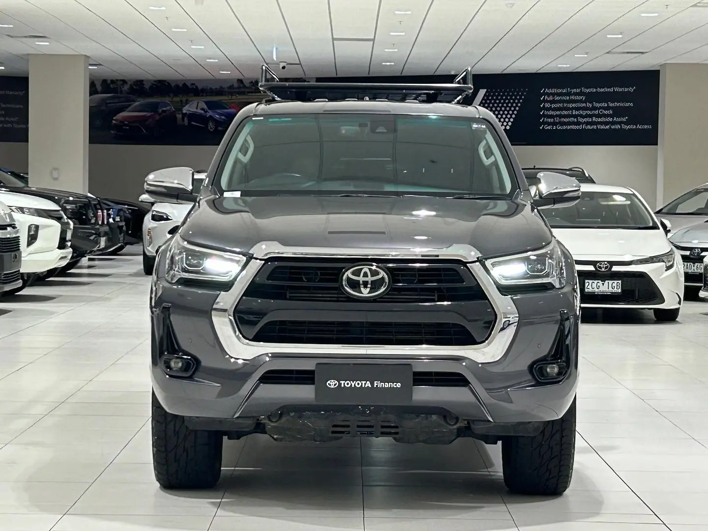2022 Toyota Hilux Gallery Image 4