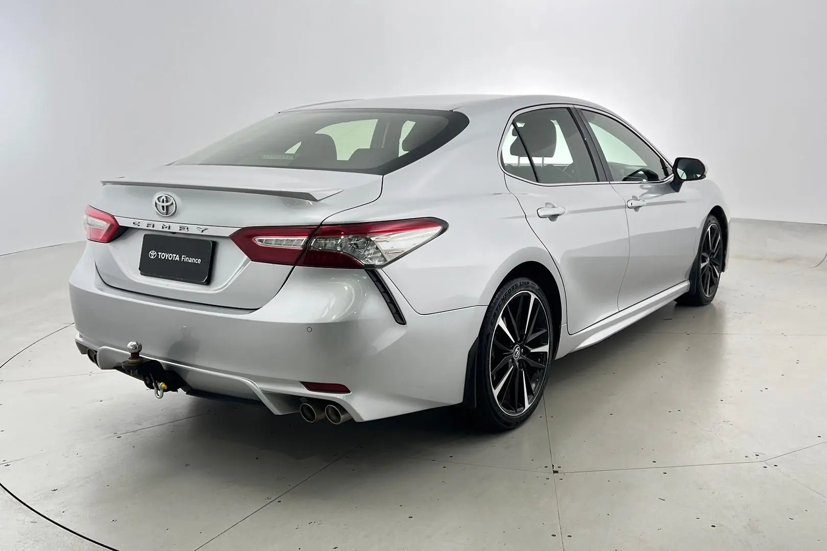 2018 Toyota Camry Gallery Image 8