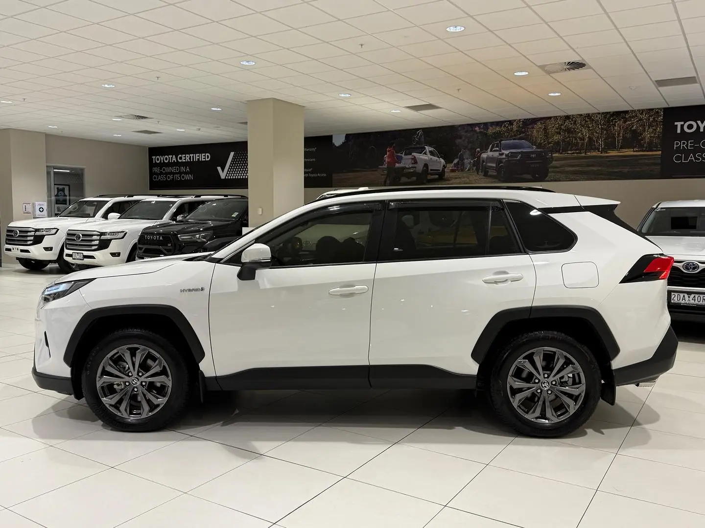 2024 Toyota RAV4 Gallery Image 6