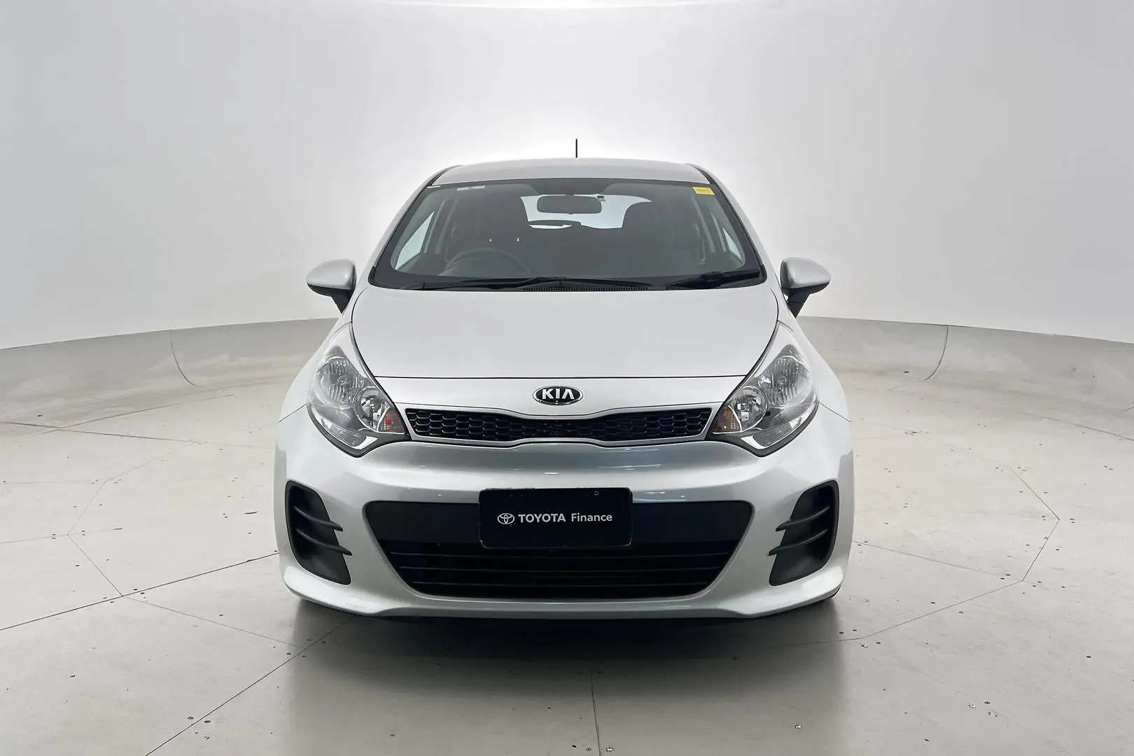 2016 Kia Rio Gallery Image 10