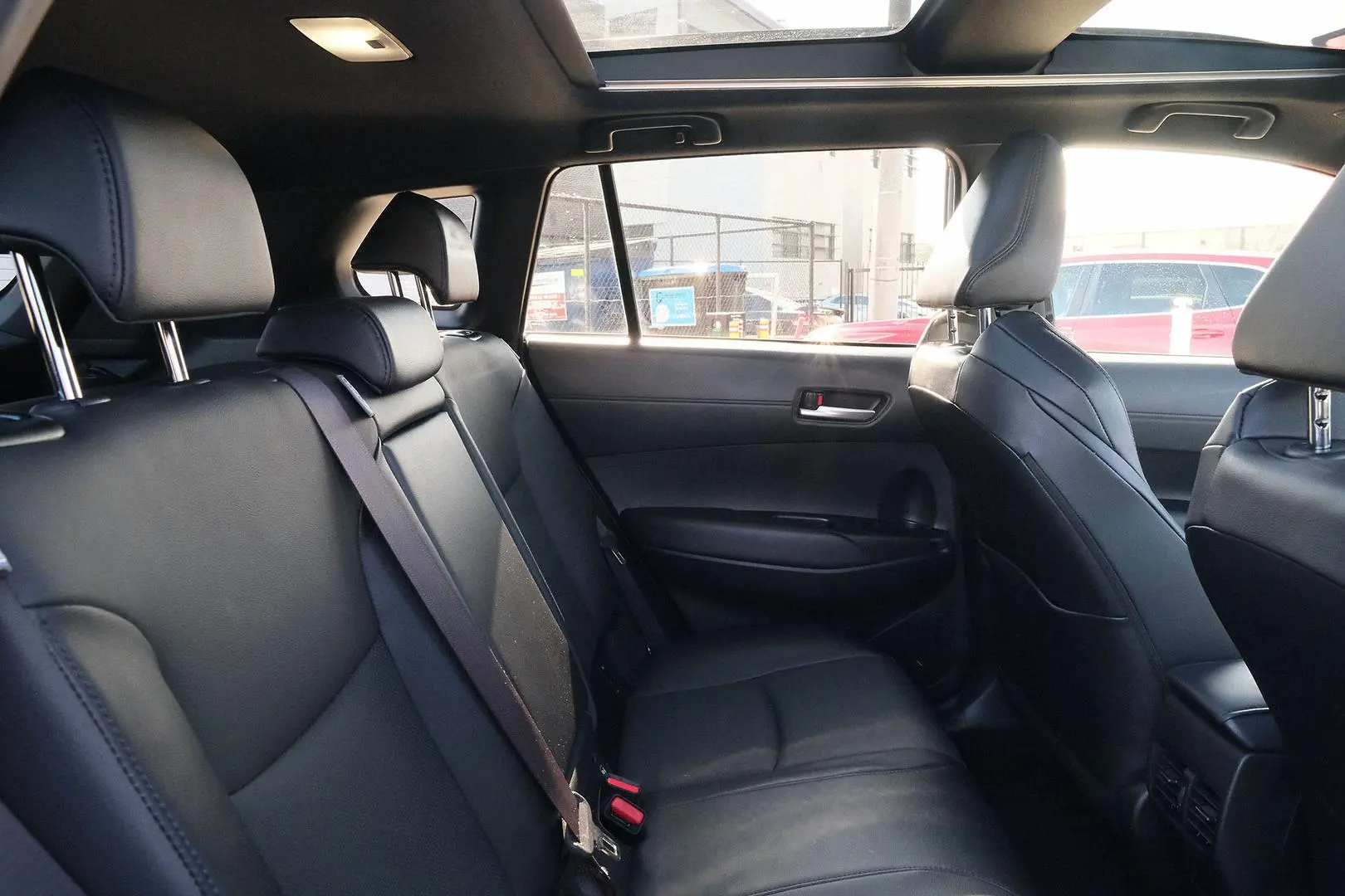 2024 Toyota Corolla Cross Gallery Image 12