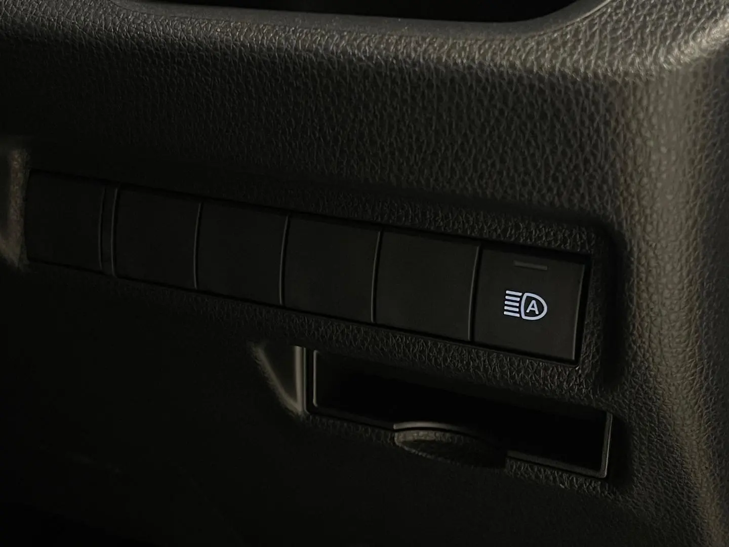 2024 Toyota RAV4 Gallery Image 23