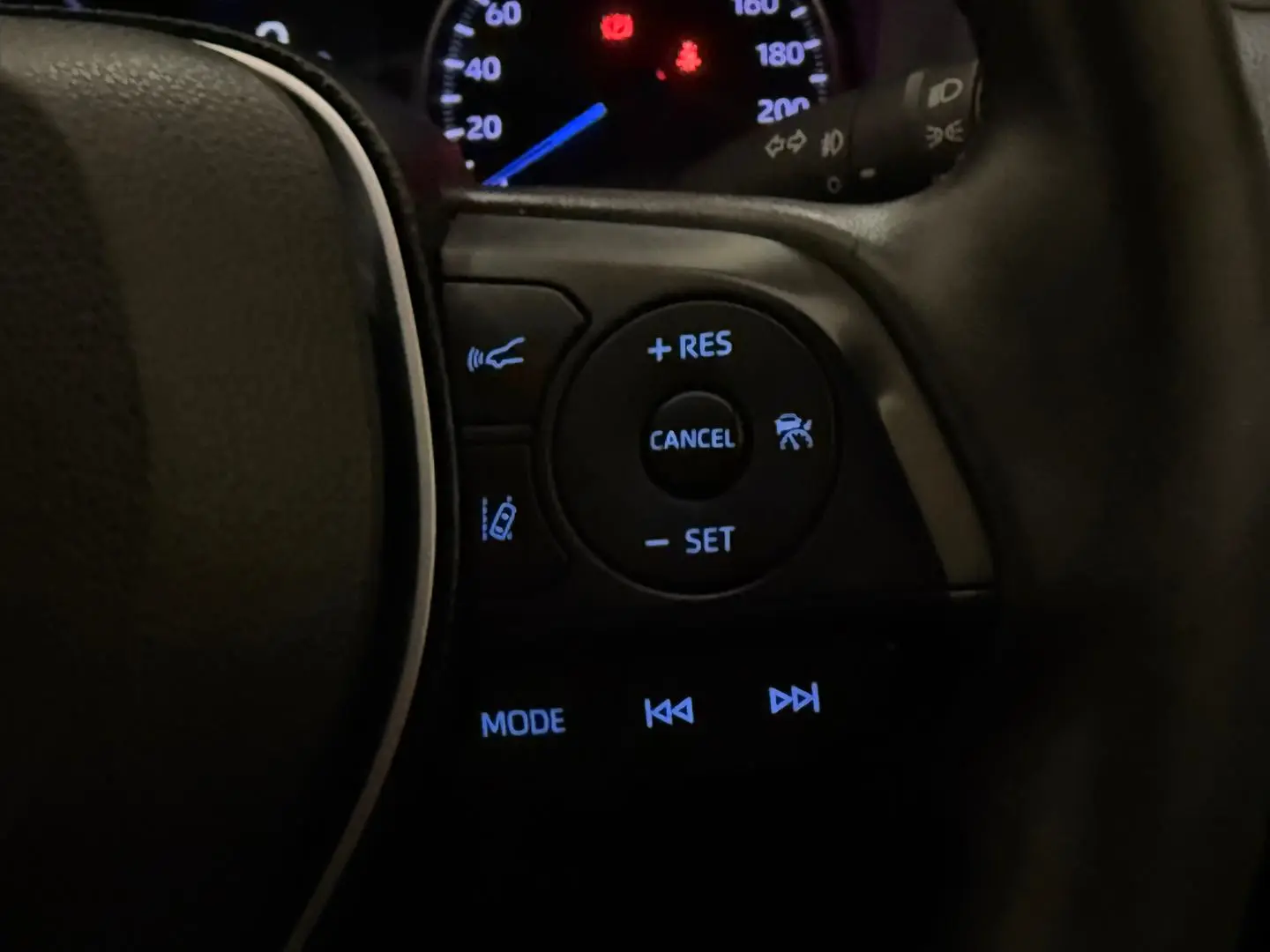 2021 Toyota RAV4 Gallery Image 22