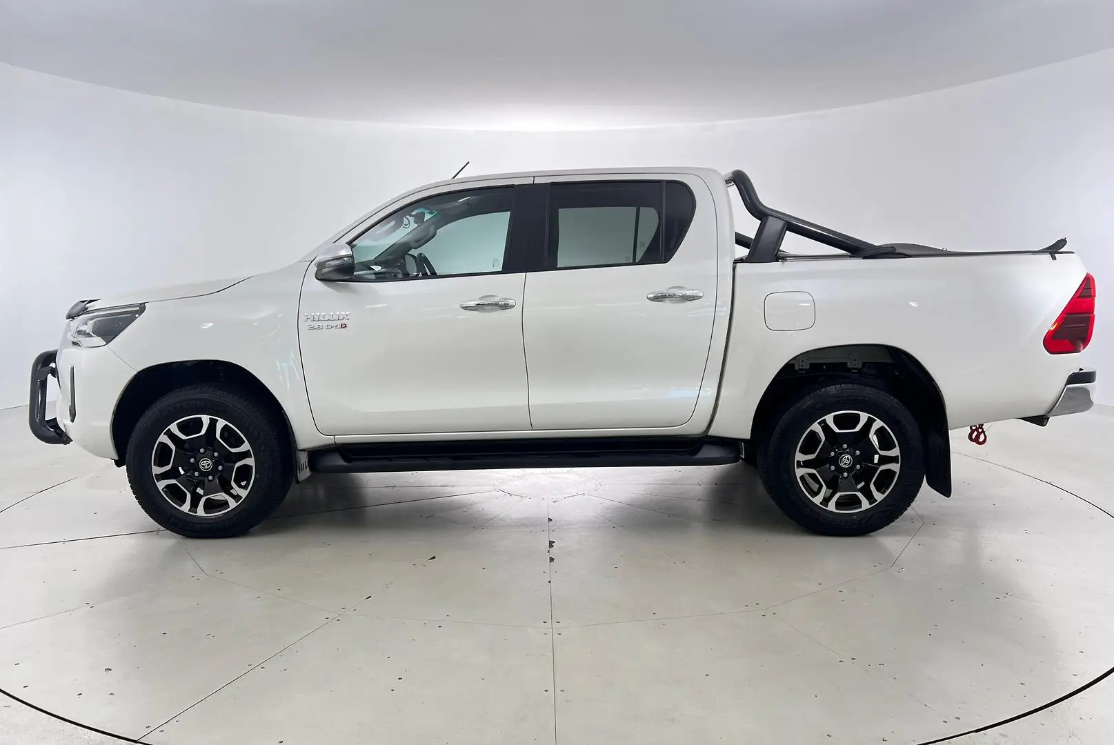 2020 Toyota Hilux Gallery Image 5