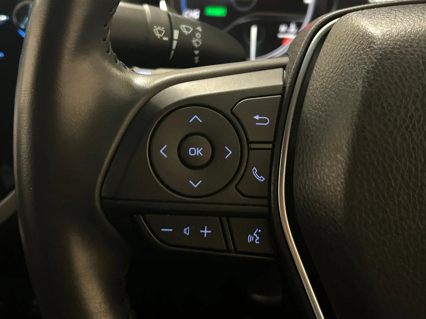 2020 Toyota Camry Gallery Image 20