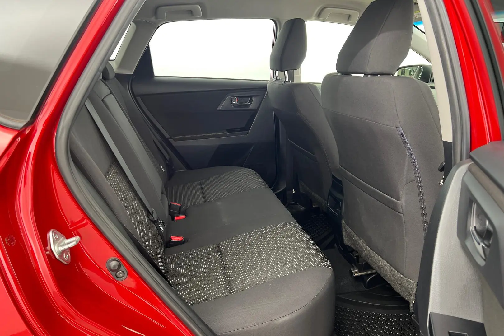 2014 Toyota Corolla Gallery Image 15