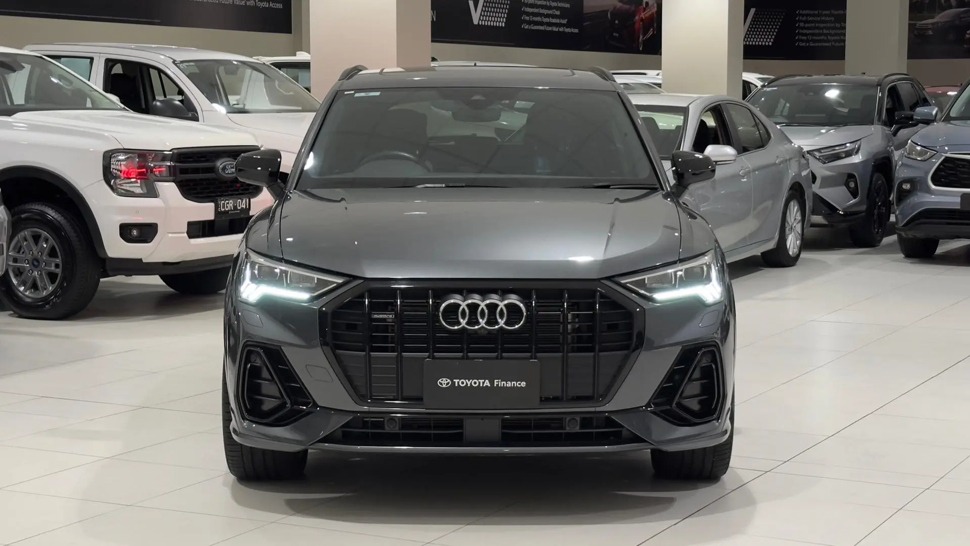 2022 Audi Q3 Gallery Image 4