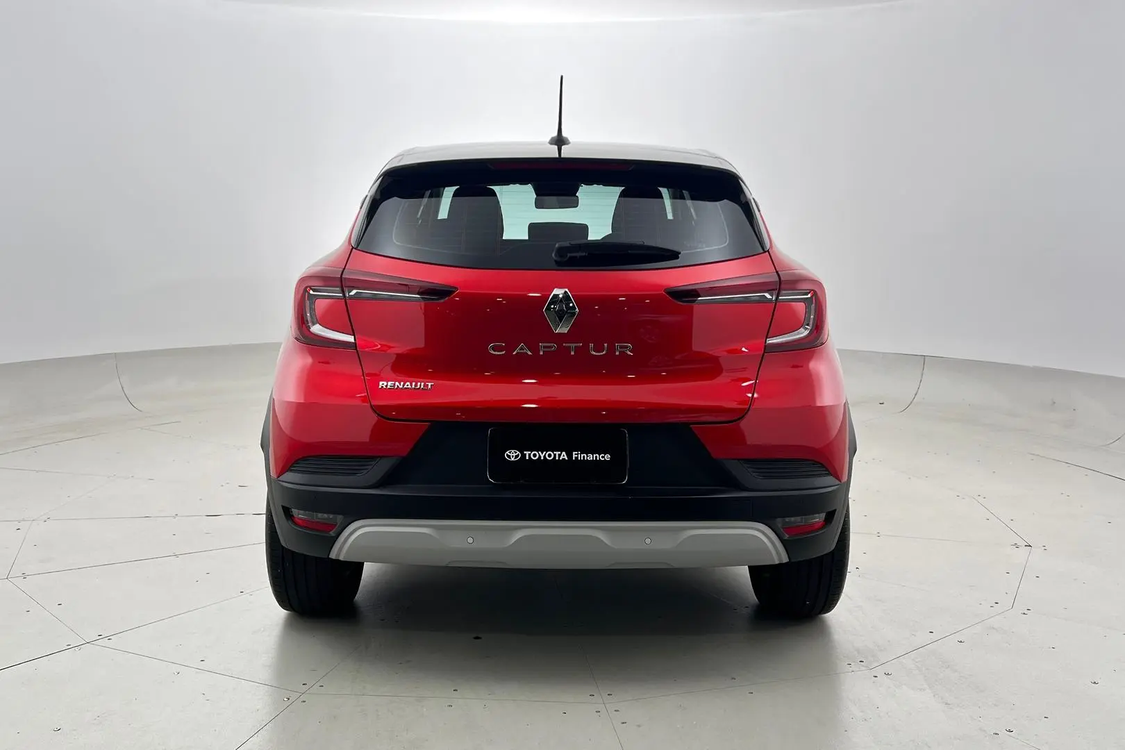 2022 Renault Captur Gallery Image 6