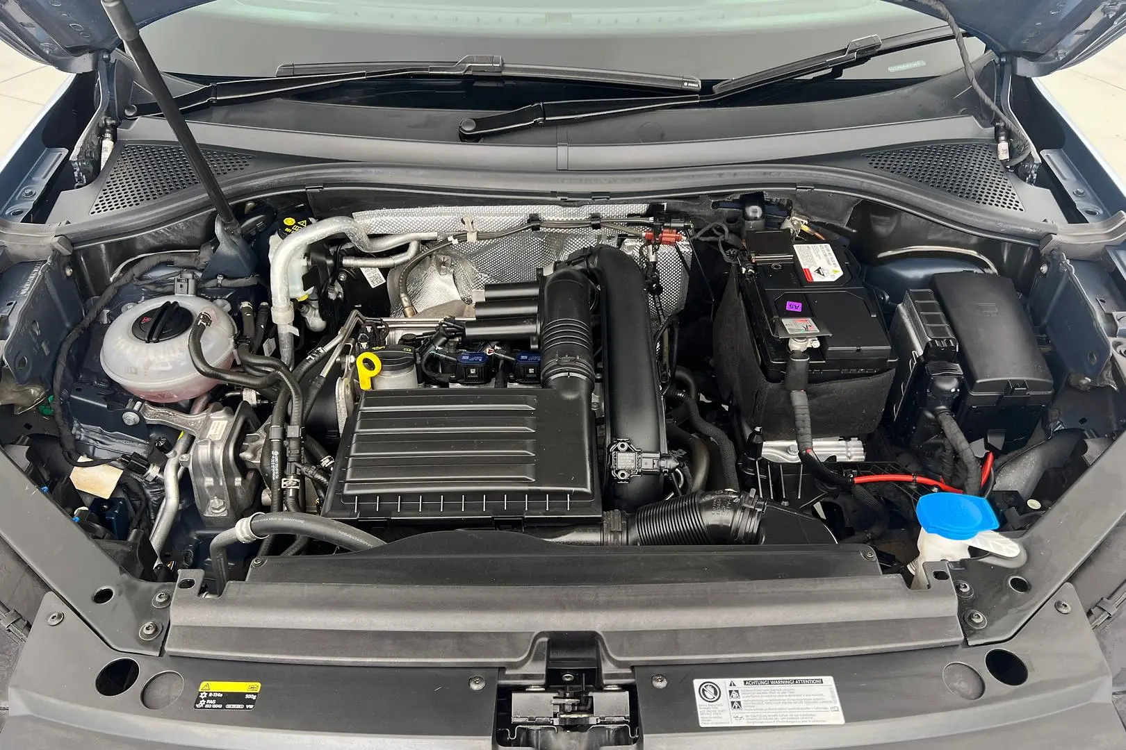 2016 Volkswagen Tiguan Gallery Image 24