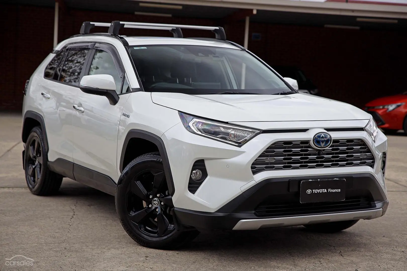 2020 Toyota RAV4 Image 1