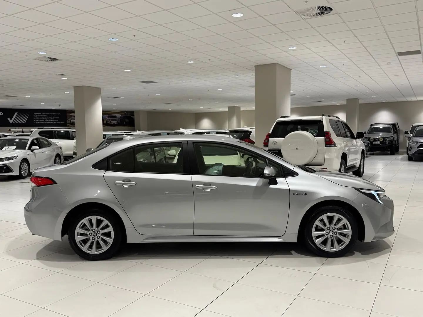 2024 Toyota Corolla Gallery Image 2