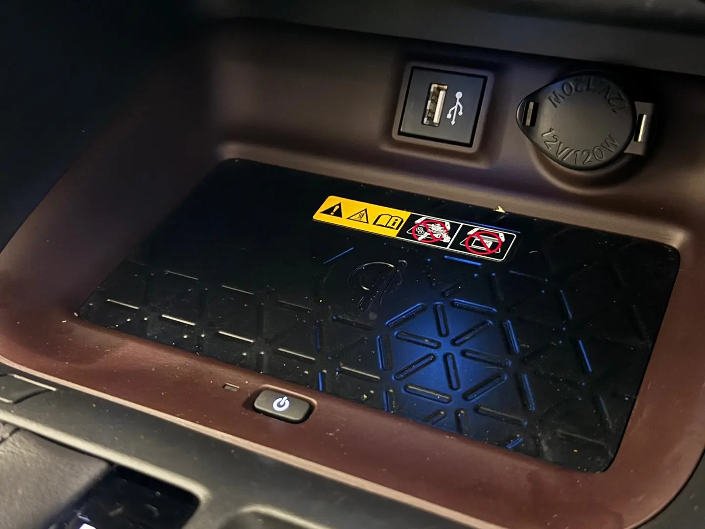 2024 Toyota RAV4 Gallery Image 19
