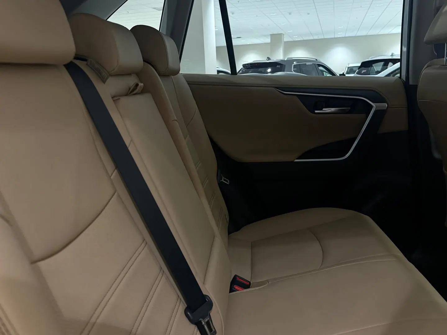 2024 Toyota RAV4 Gallery Image 14