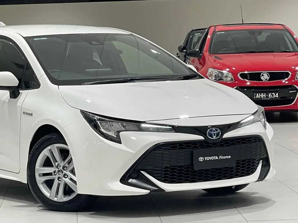 2020 Toyota Corolla Gallery Image 3