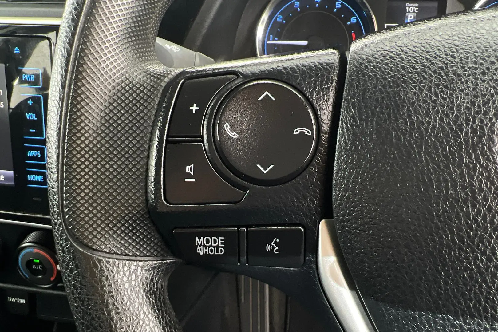 2018 Toyota Corolla Gallery Image 16