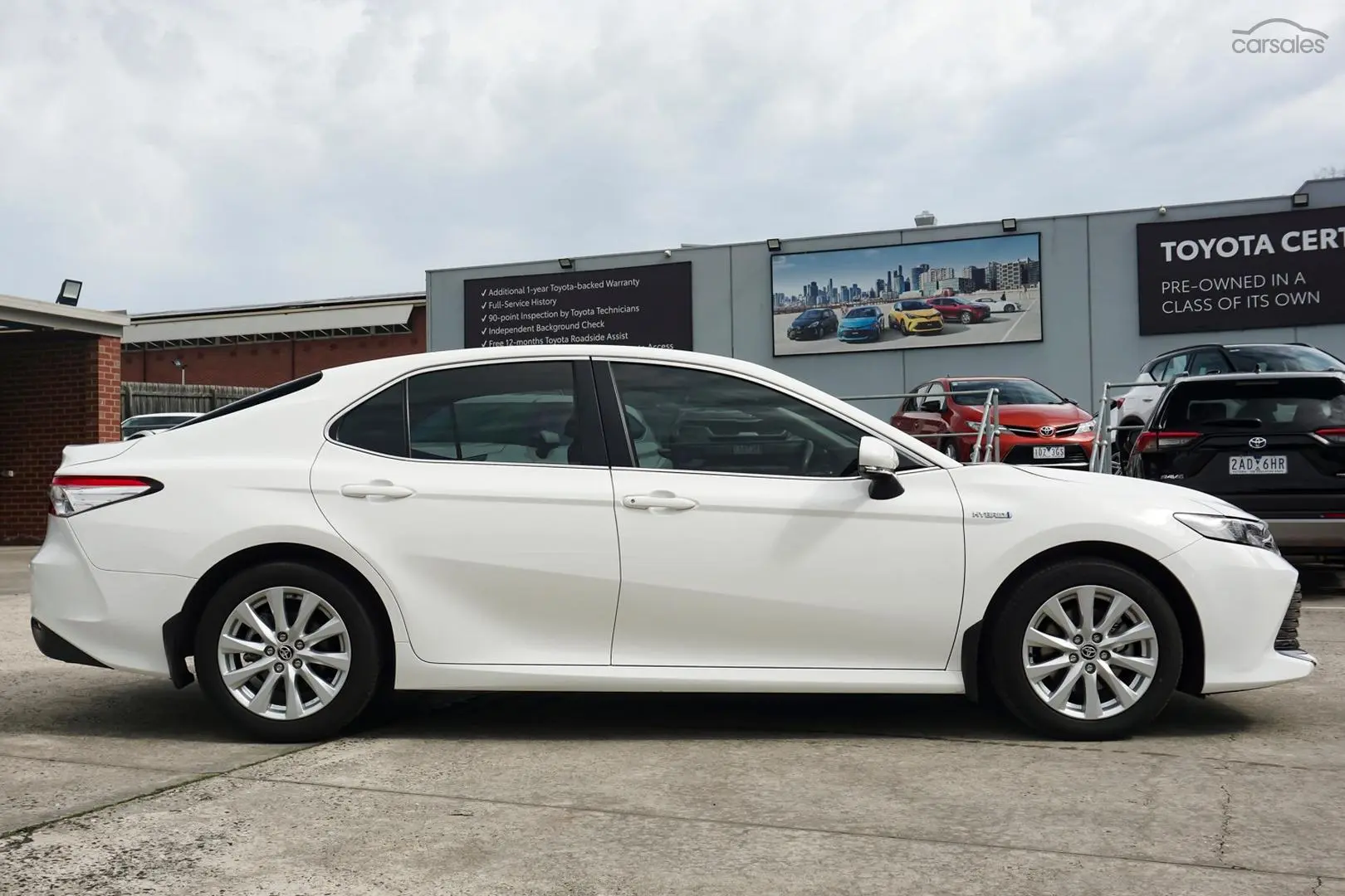 2019 Toyota Camry Image 4