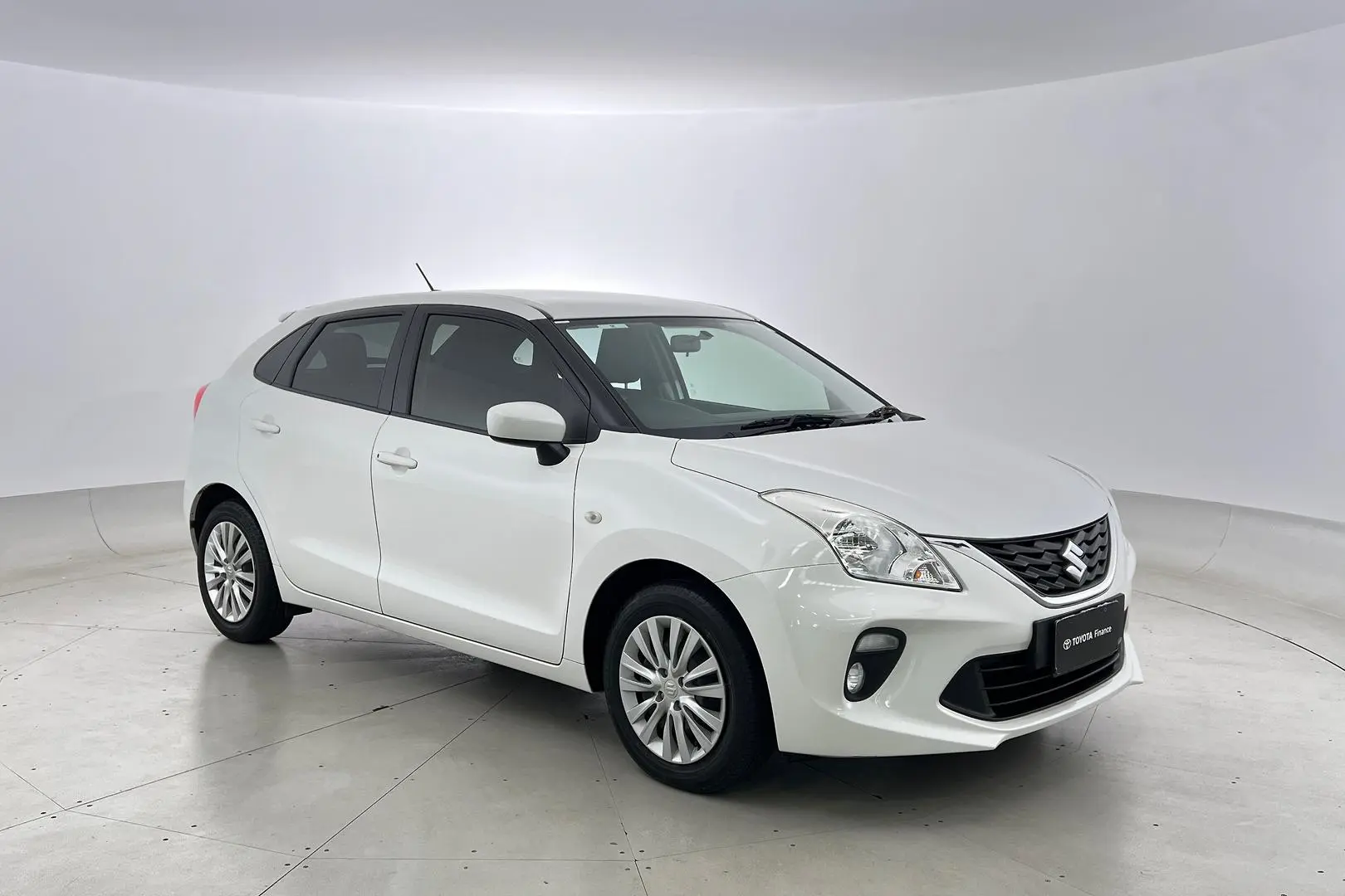 2019 Suzuki Baleno Gallery Image 1