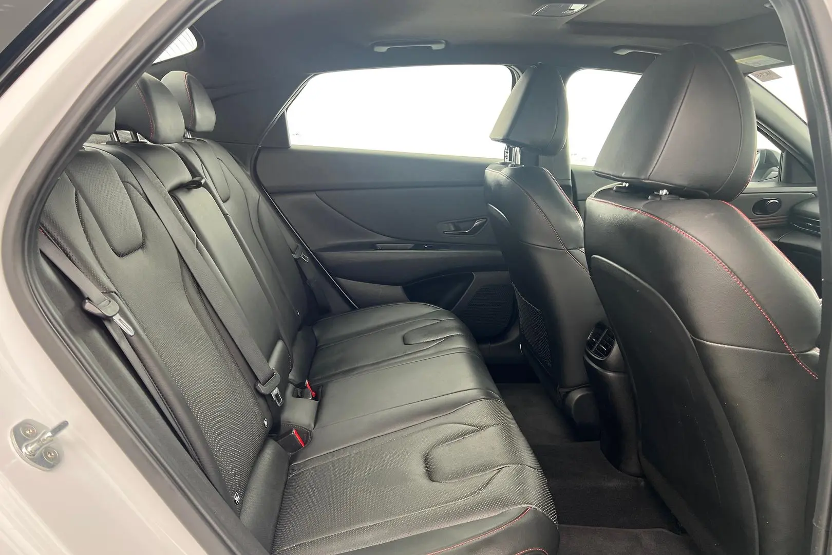 2020 Hyundai i30 Gallery Image 11