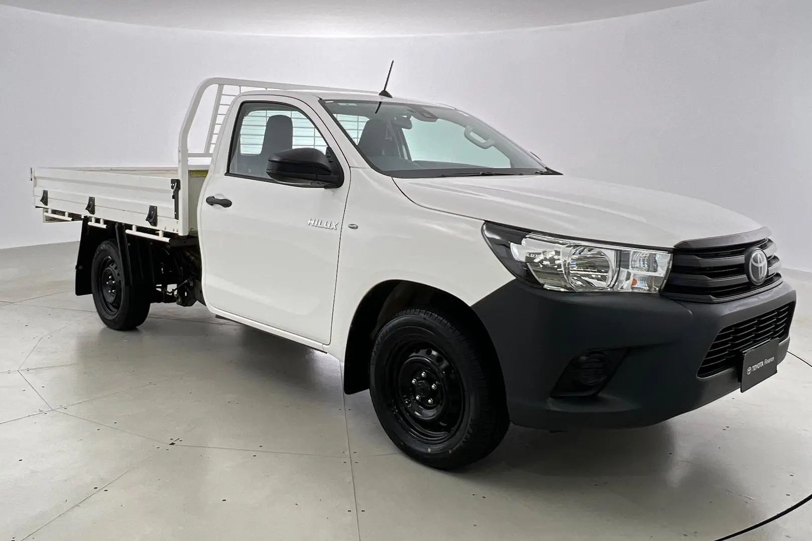 2020 Toyota Hilux Gallery Image 1