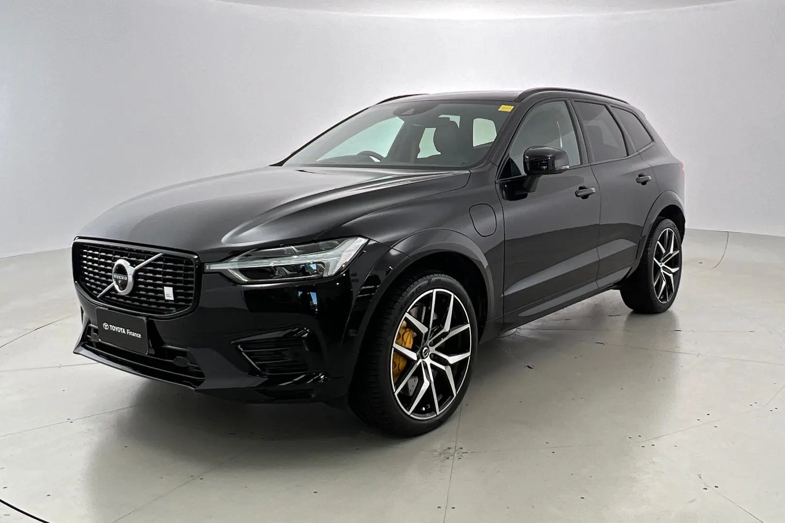 2020 Volvo XC60 Gallery Image 9