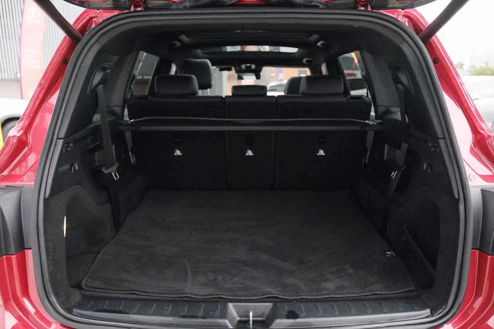 2021 Mercedes-Benz GLB-Class Gallery Image 11