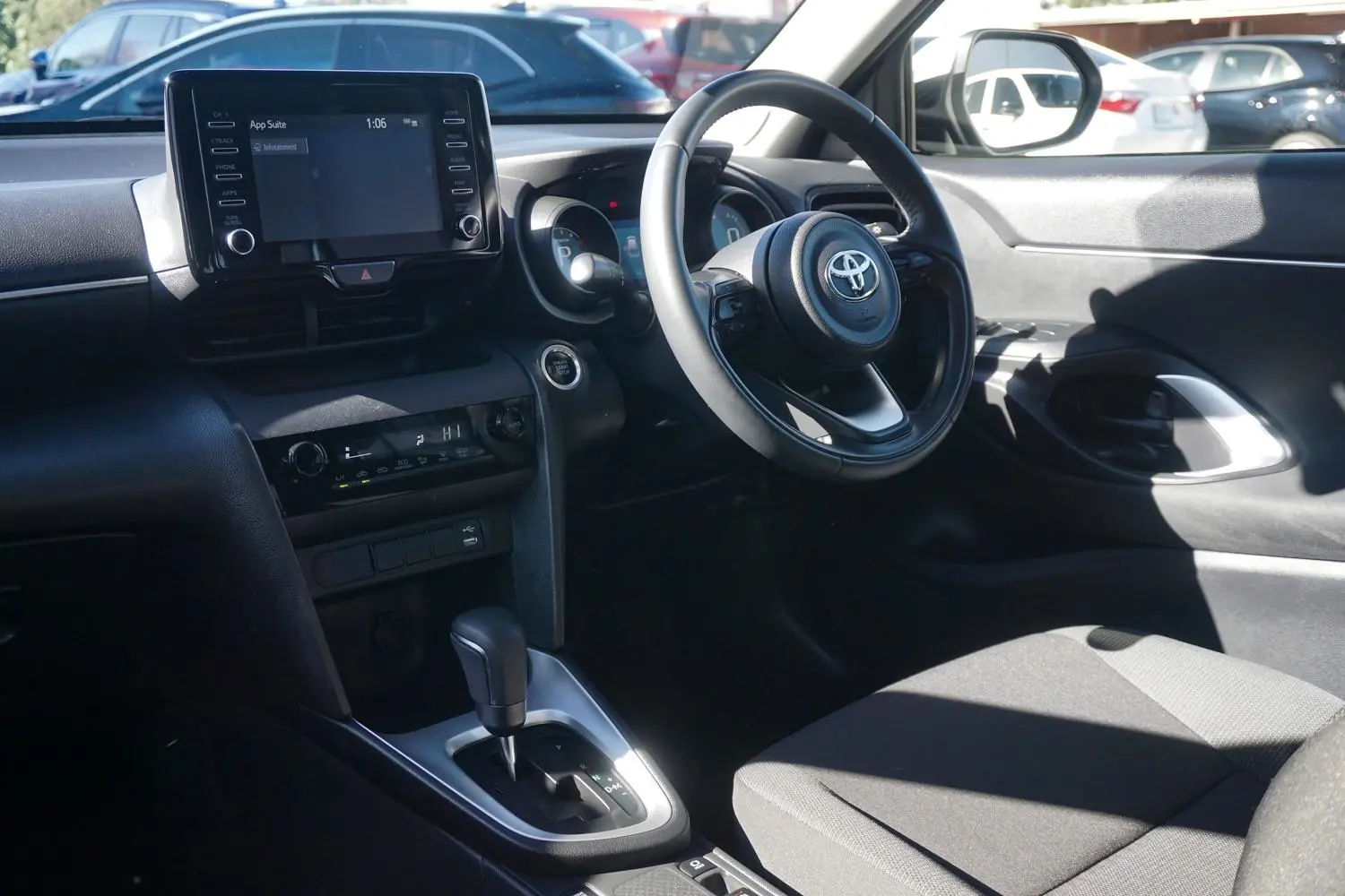 2023 Toyota Yaris Cross Gallery Image 6