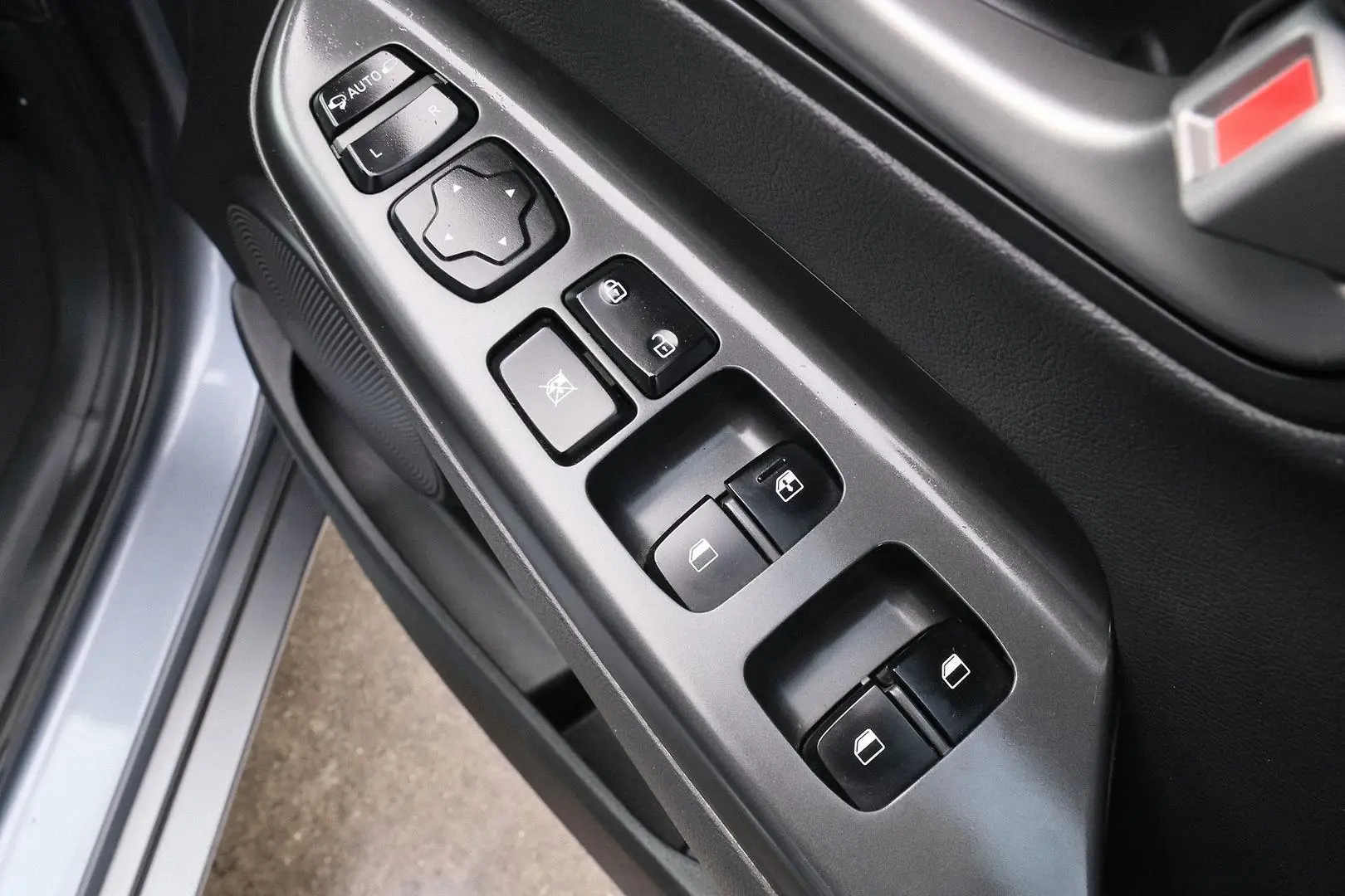 2017 Hyundai Kona Gallery Image 12