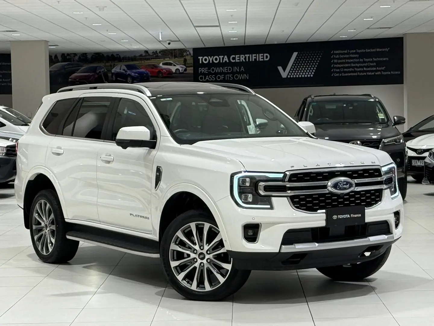 2024 Ford Everest Gallery Image 1