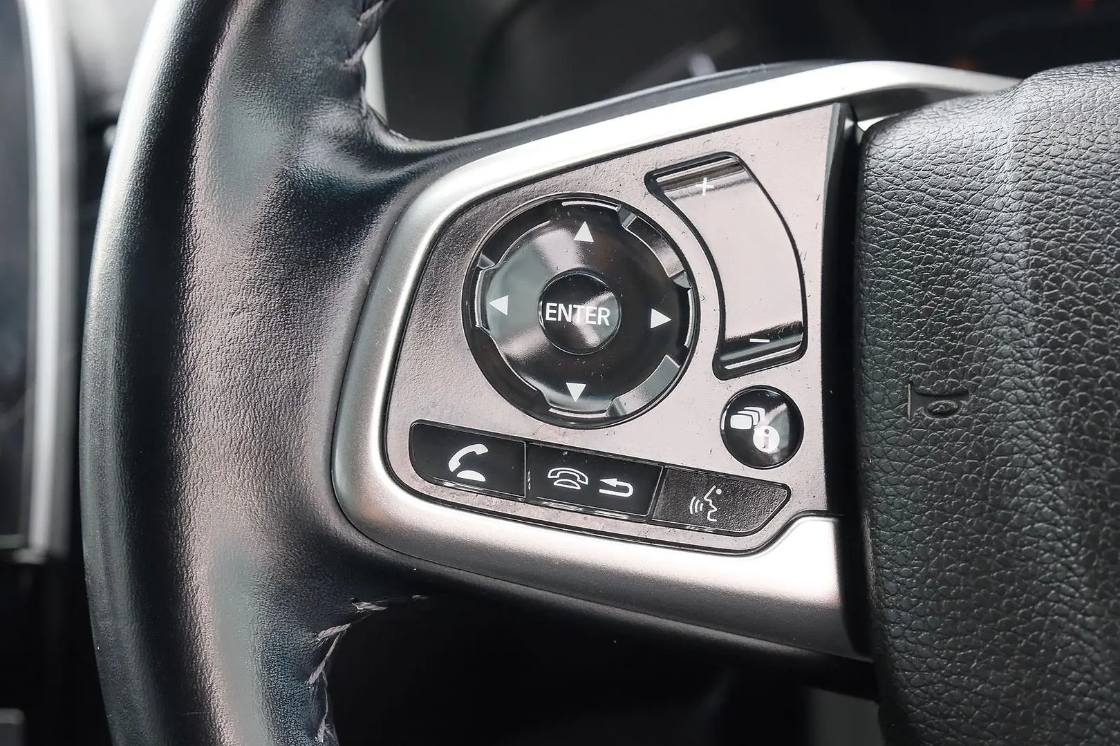 2019 Honda CR-V Gallery Image 11