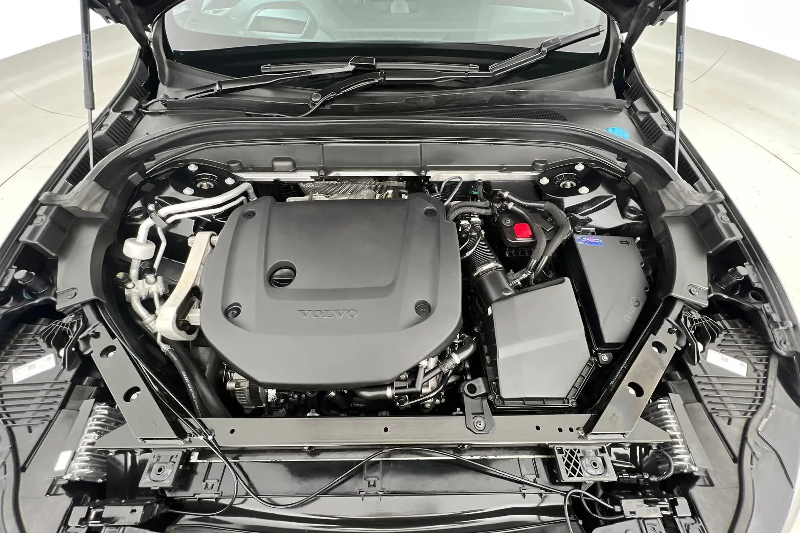 2021 Volvo XC60 Gallery Image 20