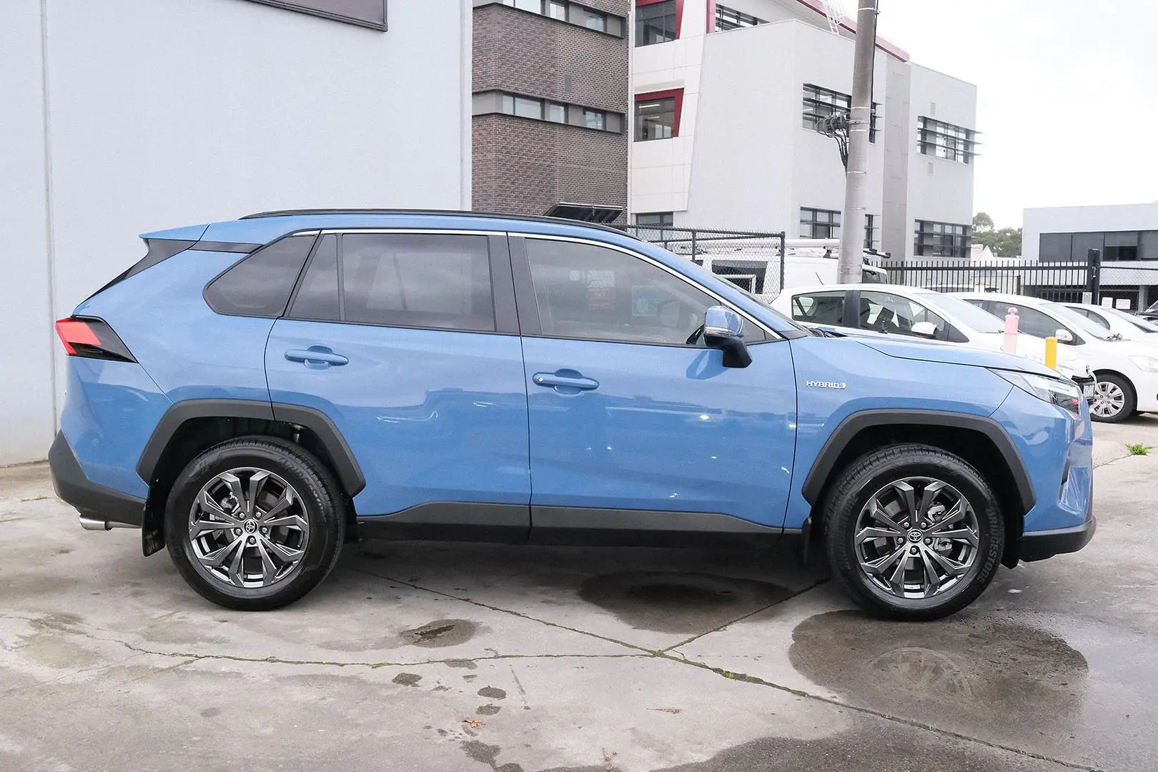 2024 Toyota RAV4 Gallery Image 5